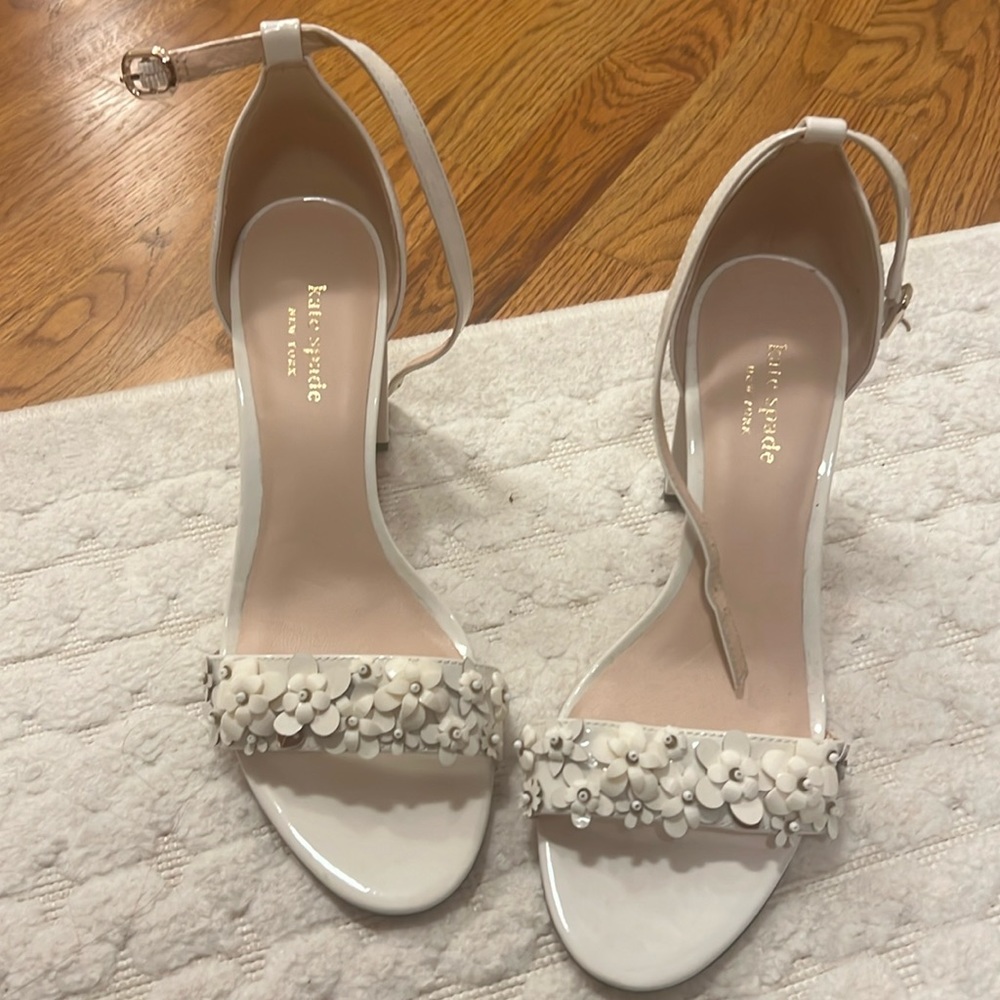 New  KATE SPADE NY Womens PARADISI  Sandals  SZ 9.5  OPTIC WHITE Leather  HEELS